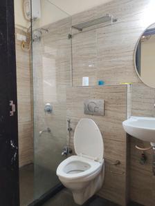Common Bathroom Image of 885 Sq.ft 2 BHK Apartment / Flat for rent in Royal Oasis, Malad West Mumbai for Rs. 60000