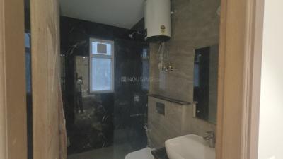 Bathroom Image of 500 Sq.ft 1 RK Builder Floor for rent in Sector 30 Gurgaon for Rs. 25000