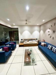 Image of 3000 Sq.ft 4 BHK Villa for rent in Thaltej, Ahmedabad for Rs. 150000
