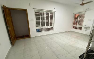 Balcony Image of 1758 Sq.ft 3.5 BHK Villa for rent in Thaiyur Chennai for Rs. 26000