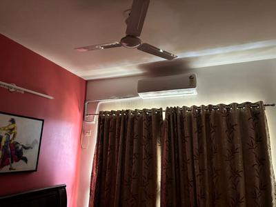 Bedroom Image of 1350 Sq.ft 2.5 BHK Apartment / Flat for rent in Adani The Meadows, Shantigram Ahmedabad for Rs. 42000