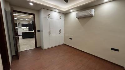 Bedroom Image of 1620 Sq.ft 3 BHK Builder Floor for sale in Sector 67 Gurgaon for Rs. 20000000