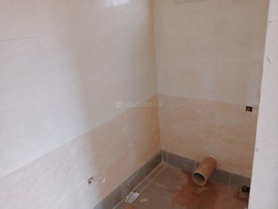 Bathroom Image of 825 Sq.ft 2 BHK Builder Floor for sale in Baranagar Kolkata for Rs. 3800000