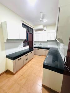 Kitchen Image of 2500 Sq.ft 3 BHK Builder Floor for rent in South City Luxury Floors, Sector 50 Gurgaon for Rs. 45000