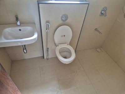 Bathroom Image of 1300 Sq.ft 3 BHK Apartment / Flat for rent in VTP HiLife, Thergaon Pune for Rs. 33999