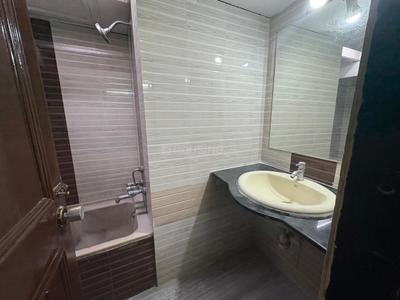 Bathroom Image of 2099 Sq.ft 4 BHK Apartment / Flat for sale in Vasco Da Gama Goa for Rs. 12000000