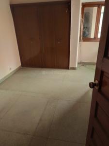 Bedroom Image of 800 Sq.ft 2 BHK Apartment / Flat for rent in Sahyog Apartments, Pitampura New Delhi for Rs. 22000