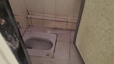 Bathroom Image of 500 Sq.ft 1 BHK Apartment / Flat for rent in Vashi Navi Mumbai for Rs. 24000