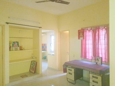 Living Room Image of 980 Sq.ft 2 BHK Apartment / Flat for rent in Puthagaram, Ambattur Chennai for Rs. 21000