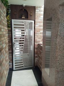 Bathroom Image of 1347 Sq.ft 3 BHK Apartment / Flat for sale in Sector 28 Dwarka New Delhi for Rs. 7000000
