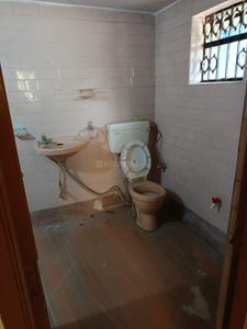 Bathroom Image of 1000 Sq.ft 2 BHK Builder Floor for rent in Kalyani Nadia for Rs. 10000