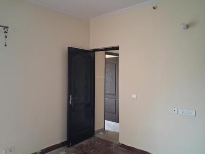 Bedroom Image of 950 Sq.ft 2 BHK Apartment / Flat for sale in Gardenia Golf City, Sector 75 Noida for Rs. 8347000