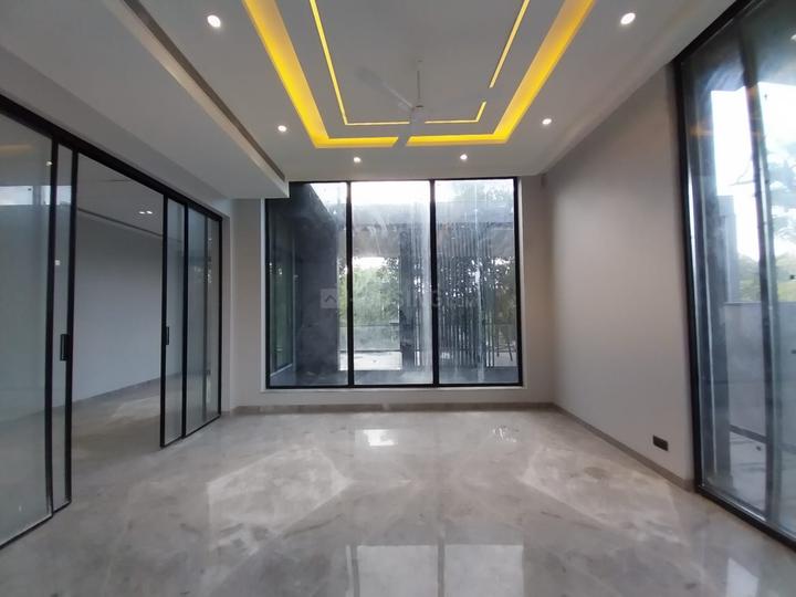 Galaxy North Avenue II Main Image 1