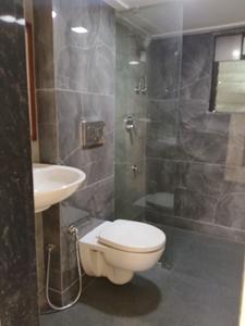 Common Bathroom Image of 899 Sq.ft 2 BHK Apartment / Flat for sale in JP The Palace Tower C, Mira Road East Mira Bhayandar for Rs. 9800000