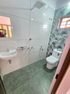 Bathroom Image of 1800 Sq.ft 3 BHK Independent House for sale in Kongorppilly Kochi for Rs. 7000000