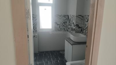Image of 1250 Sq.ft 2.5 BHK Apartment / Flat for sale in Aegis Trine Towers, Indirapuram, Ghaziabad for Rs. 11650000