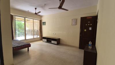 Living Room Image of 990 Sq.ft 2 BHK Apartment / Flat for rent in Evershine Millennium Paradise, Kandivali East Mumbai for Rs. 60000