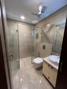 Bathroom Image of 1800 Sq.ft 4 BHK Builder Floor for sale in Safdarjung Enclave New Delhi for Rs. 60000000