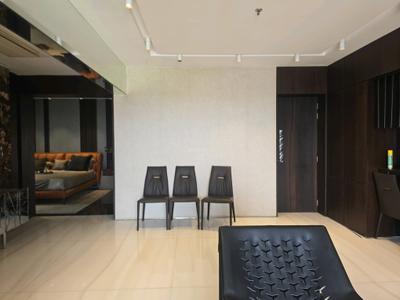 Living Room Image of 2400 Sq.ft 4 BHK Apartment / Flat for sale in Khar West Mumbai for Rs. 130000000