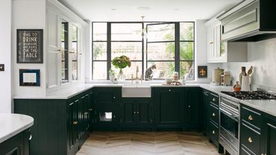 Kitchen Image of 720 Sq.ft 2 BHK Apartment / Flat for sale in Jogeshwari East Mumbai for Rs. 14900000