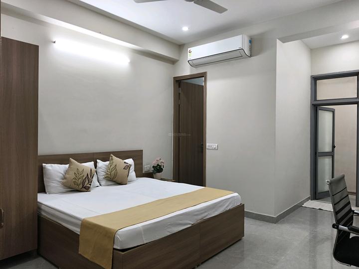 DLF Phase 4 Bedroom 1