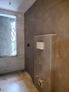 Common Bathroom Image of 445 Sq.ft 1 BHK Apartment / Flat for sale in Santacruz East Mumbai for Rs. 15000000