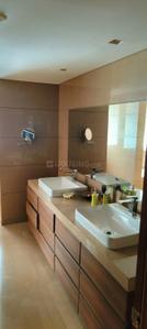 Bathroom Image of 4500 Sq.ft 5 BHK Apartment / Flat for sale in Panchshil The Address, Sangamvadi Pune for Rs. 100000000