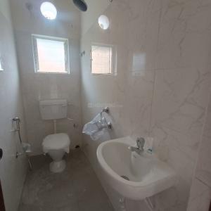 Bathroom Image of 1215 Sq.ft 3 BHK Apartment / Flat for sale in Madurdaha Kolkata for Rs. 7100000