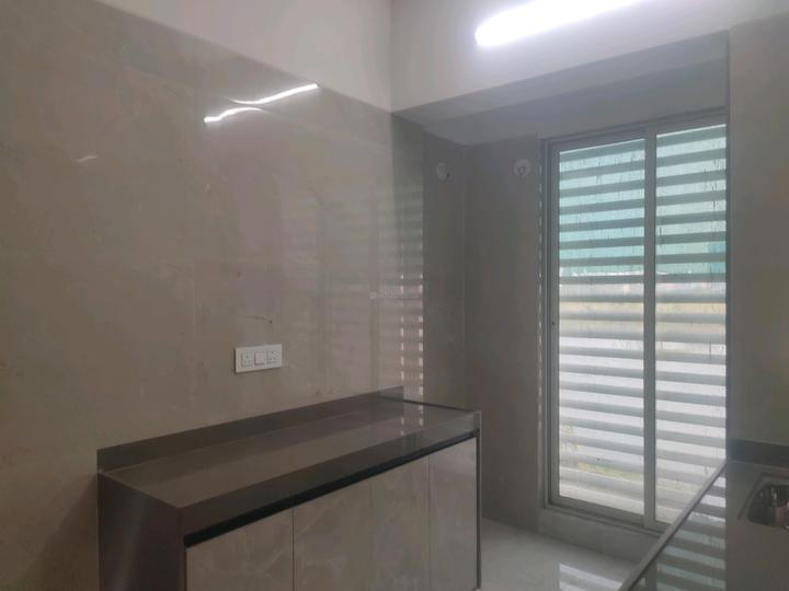 Veena Saraswati Main Image 1