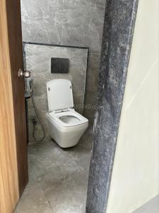 Bathroom Image of 1500 Sq.ft 3 BHK Independent House for rent in Ashok Nagar Pune for Rs. 70000