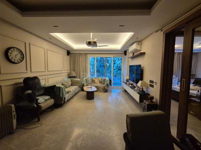 4 BHK Independent Builder Floor