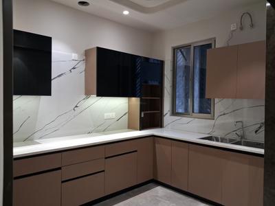 Kitchen Image of 1800 Sq.ft 3 BHK Builder Floor for sale in Paschim Vihar New Delhi for Rs. 36000000