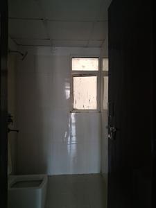 Common Bathroom Image of 1179 Sq.ft 2.5 BHK Apartment / Flat for sale in Amrapali Silicon City, Sector 76 Noida for Rs. 12100000
