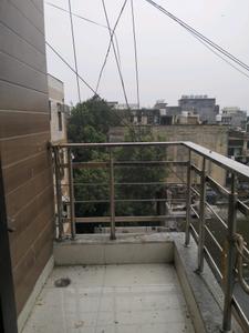 Bedroom One Image of 1050 Sq.ft 3 BHK Builder Floor for sale in Mayur Vihar Phase 1 New Delhi for Rs. 7000000