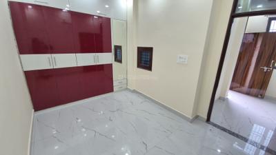 Bedroom Image of 600 Sq.ft 2 BHK Independent House for rent in Trivani Apartment, Jhilmil Colony New Delhi for Rs. 20000
