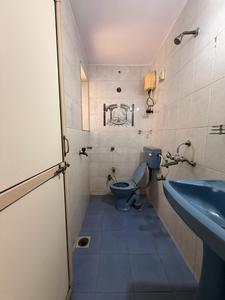 Bathroom Image of 1200 Sq.ft 2.5 BHK Apartment / Flat for rent in Kalash Udhyan Complex, Kopar Khairane Navi Mumbai for Rs. 55000