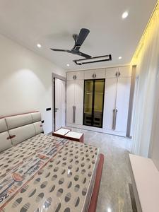 Bedroom Image of 2800 Sq.ft 4 BHK Builder Floor for sale in Anand Vihar New Delhi for Rs. 55000000