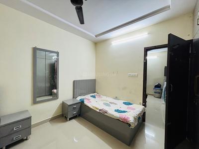 Bedroom Image of Kratika girls pg in Kanakpura, Jaipur