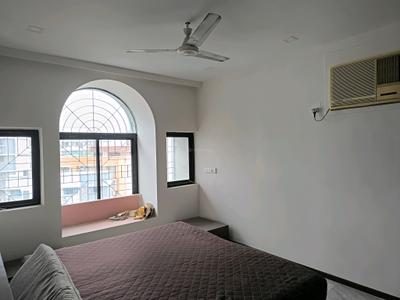 Bedroom Image of 792 Sq.ft 2 BHK Apartment / Flat for sale in Aishwarya Apartment, Santacruz East Mumbai for Rs. 20000000
