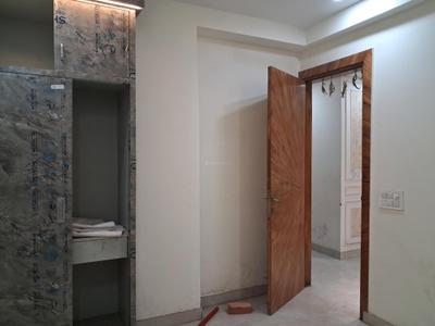 Bedroom Image of 1650 Sq.ft 3.5 BHK Apartment / Flat for sale in Capital Home 102, Sector 102 Noida for Rs. 7000000