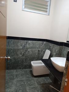 Bathroom Image of 3250 Sq.ft 4 BHK Apartment / Flat for sale in Adani La Marina, Shantigram Ahmedabad for Rs. 34000000