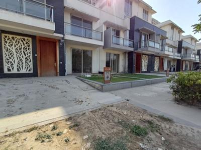 Image of 2100 Sq.ft 4 BHK Apartment / Flat for sale in Godrej Golf Link, Jaypee Greens, Greater Noida for Rs. 38000000