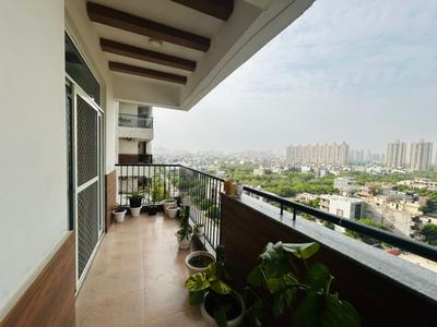 Balcony Image of 3302 Sq.ft 3 BHK Apartment / Flat for sale in Parx Laureate, Sector 108 Noida for Rs. 56500000