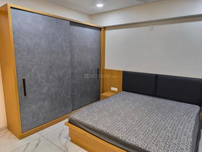Bedroom Image of 2500 Sq.ft 3 BHK Apartment / Flat for rent in V V Akshat Paradise, Sargasan Gandhinagar for Rs. 60000
