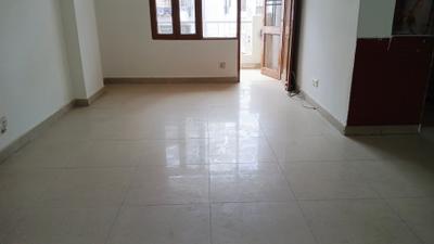 Living Room Image of 1800 Sq.ft 3 BHK Apartment / Flat for sale in Amrapali Royal, Indirapuram Ghaziabad for Rs. 17000000