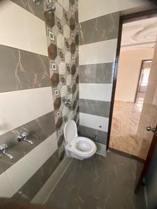 Bathroom Image of 1550 Sq.ft 2 BHK Independent House for rent in Sector 21 Panchkula for Rs. 22000