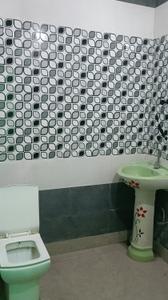 Bathroom Image of 1200 Sq.ft 2 BHK Duplex for rent in Modipuram Meerut for Rs. 8500