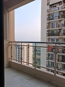 Living Room Image of 1425 Sq.ft 3 BHK Apartment / Flat for sale in SKA Orion, Sector 143B Noida for Rs. 18400000