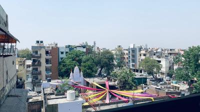 Balcony Image of 850 Sq.ft 1 BHK Apartment / Flat for rent in Tilak Nagar New Delhi for Rs. 11000