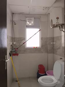 Common Bathroom Image of 1115 Sq.ft 3 BHK Apartment / Flat for sale in NBCC Golf Homes, Noida Extension Greater Noida for Rs. 9100000